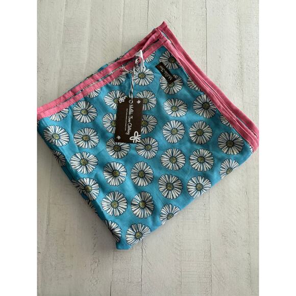 MATILDA Jane Daisies swaddle blanket 44 x 44 Rayon and Cotton NWT - Picture 2 of 3